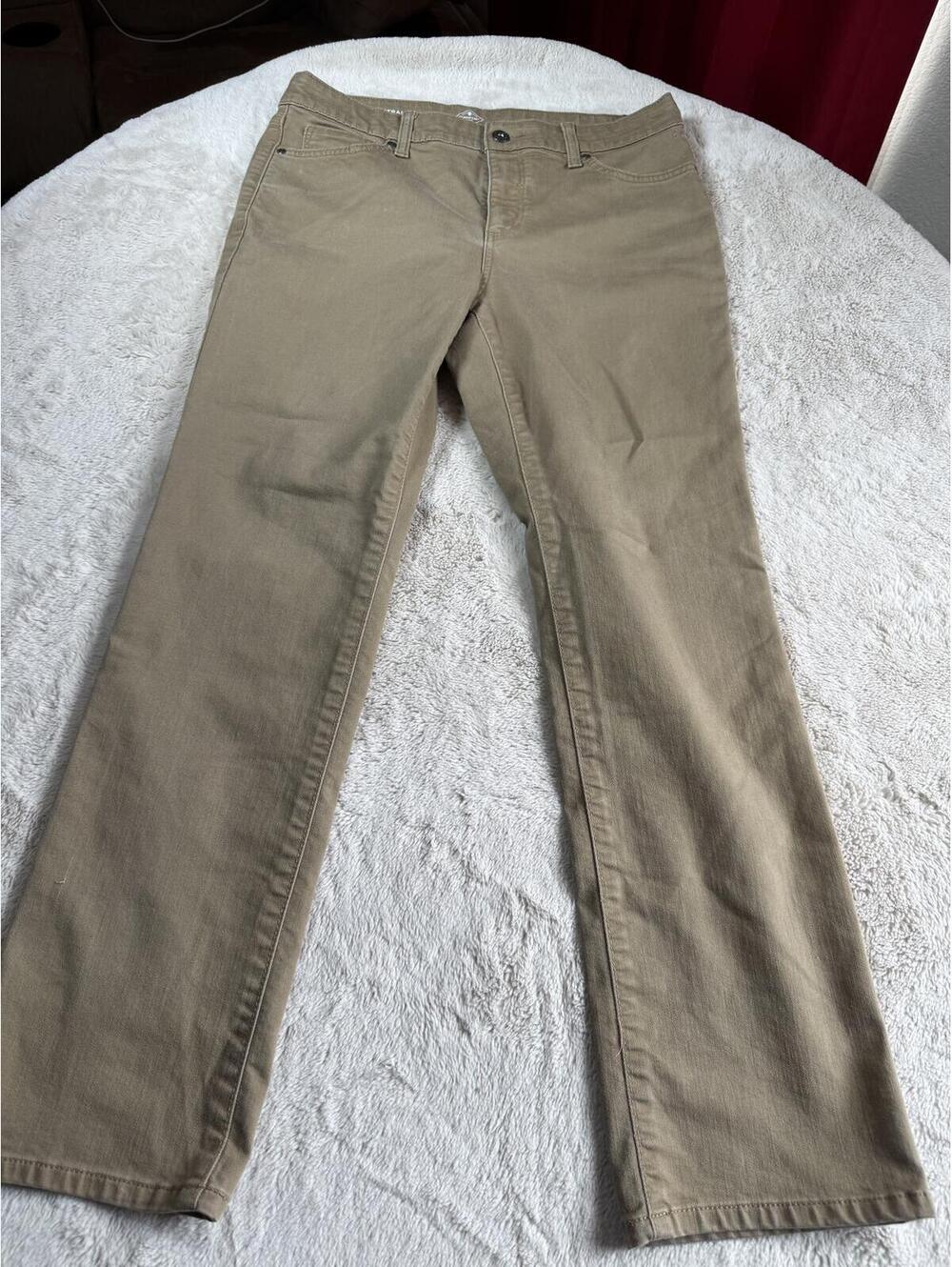 St‎ John's  New York Straight Leg Khaki Pants Size 12